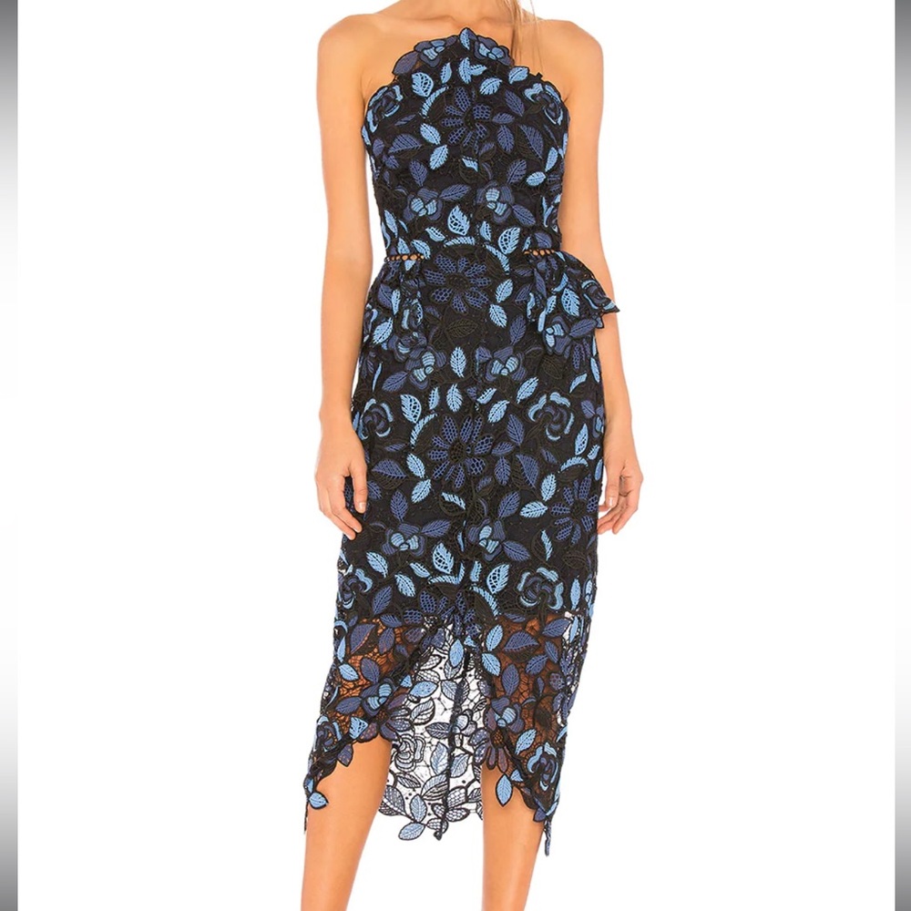 Elliatt Midi Multi-shade Blue Dress
